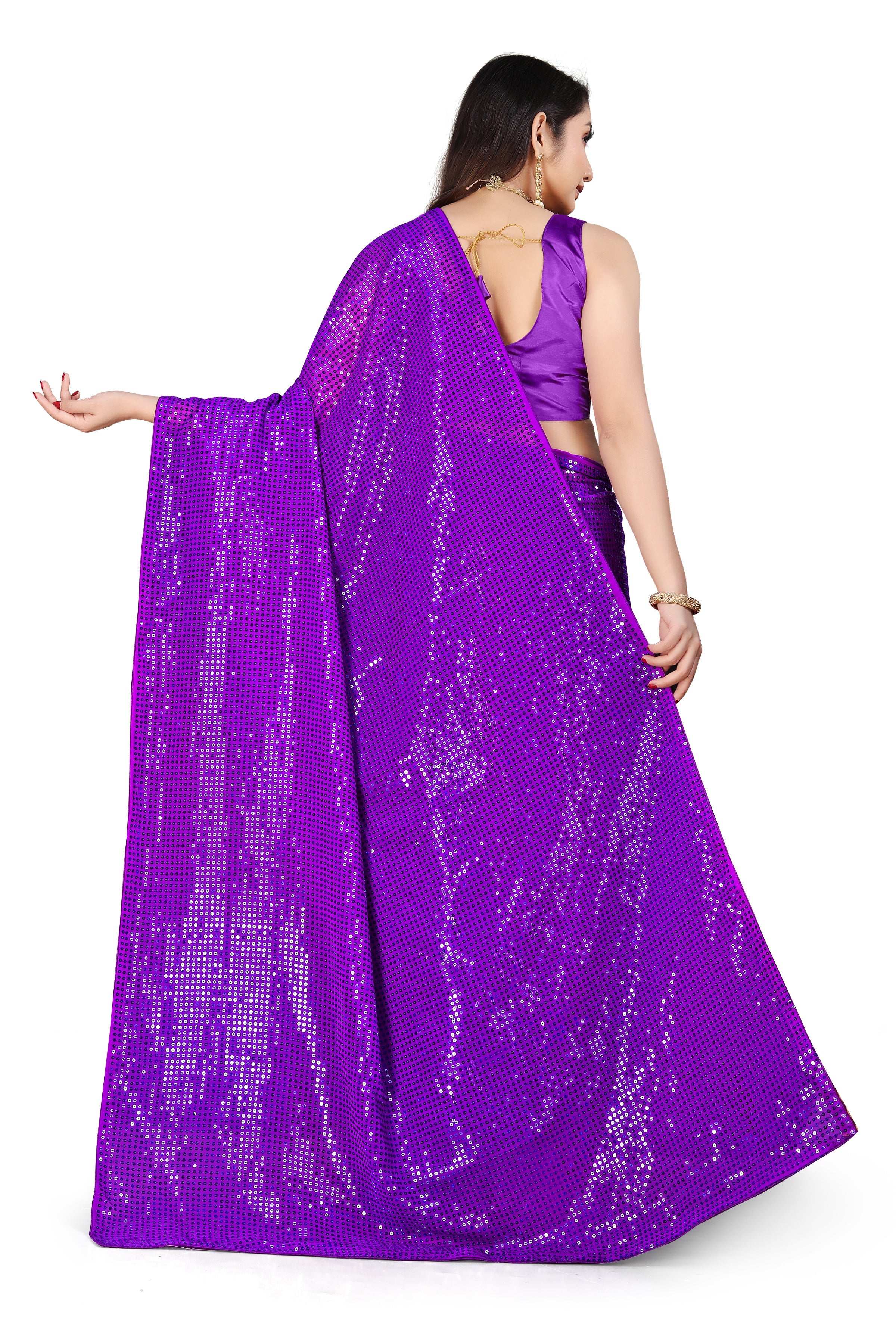 पार्टी वेयर डिजाइनर साड़ी, सीक्वेंस वर्क के साथ