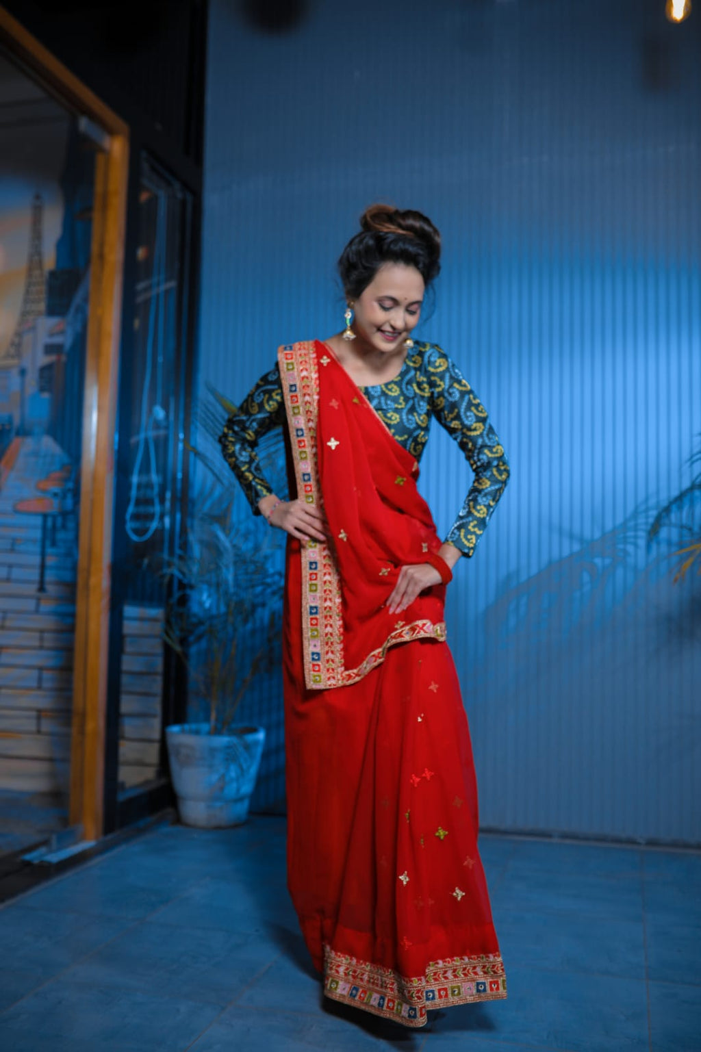 Party Wear Designer Saree With Embroidery Thread And Mirror Work