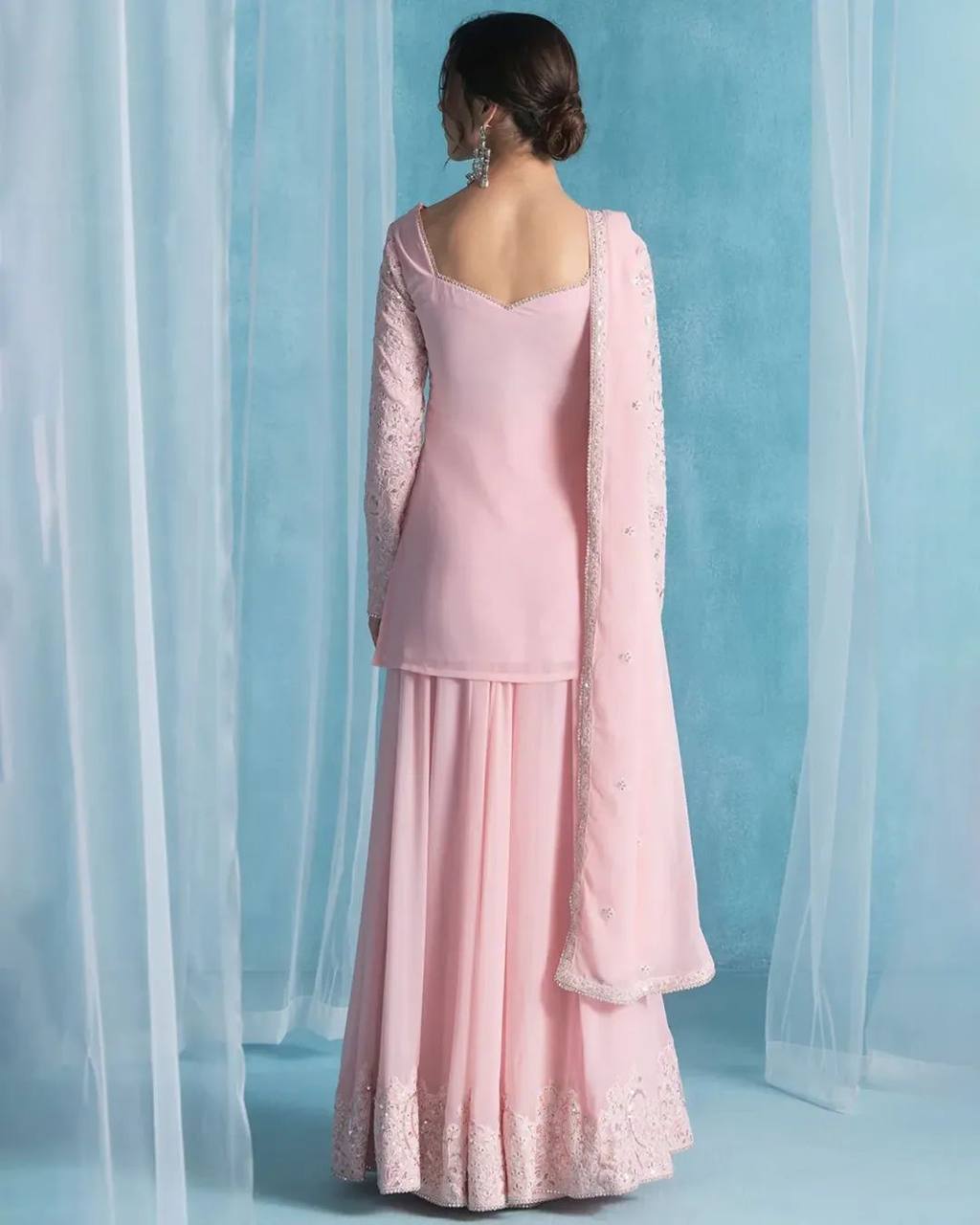 पार्टी वेयर लुक - डिज़ाइनर टॉप-बॉटम और दुपट्टा