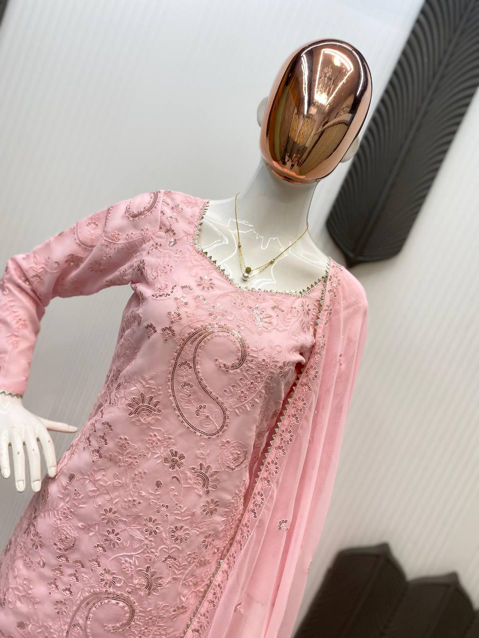 पार्टी वेयर लुक - डिज़ाइनर टॉप-बॉटम और दुपट्टा