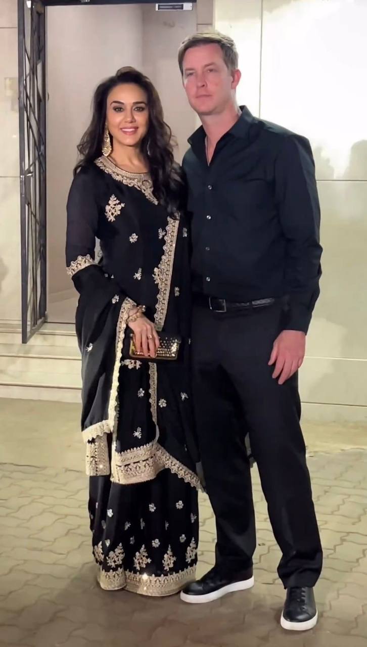 Party Wear Look Suit Set With Thread And Sequence Work