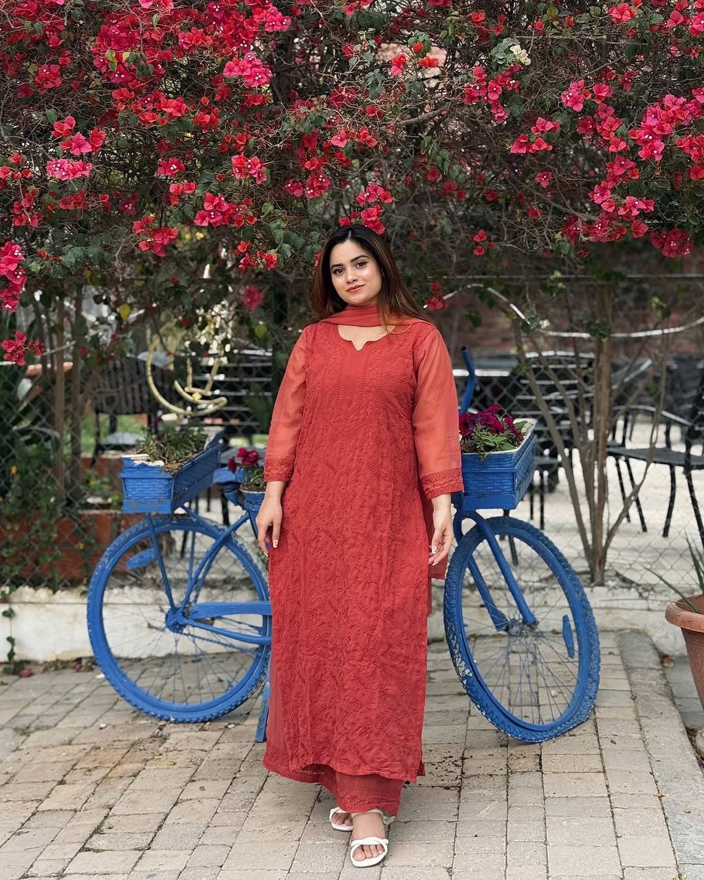 पार्टी वेयर लुक (टॉप-बॉटम और दुपट्टा)