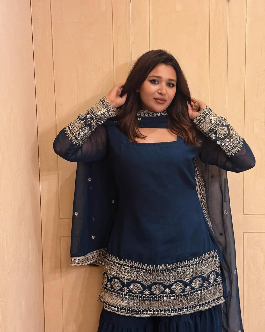 Party Wear Look Suit Set With Sequins & Zari Embroidery Work