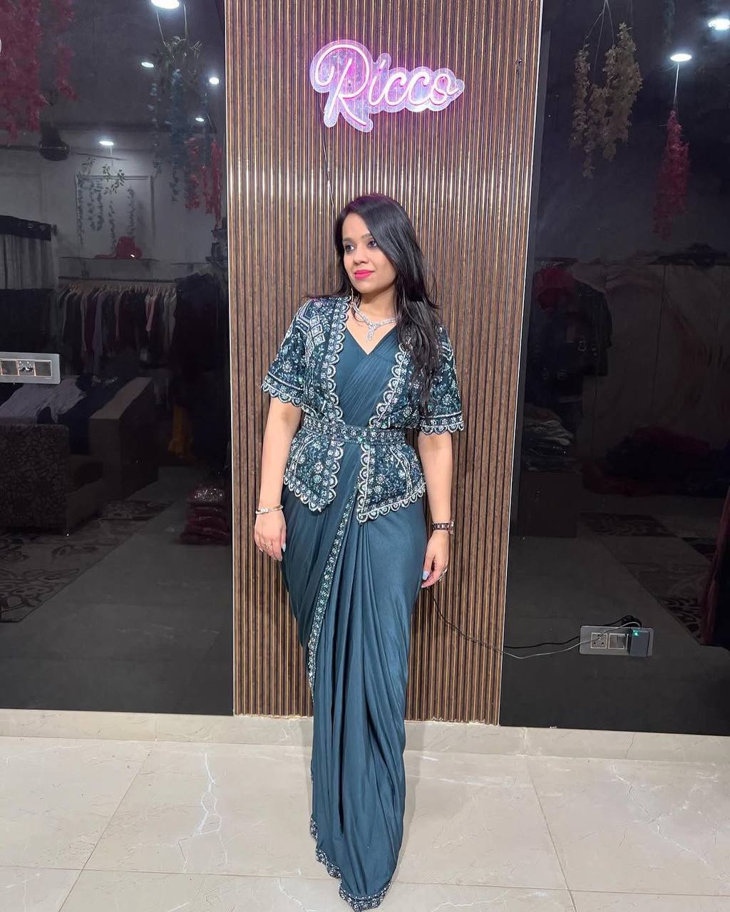 Party Wear Look Saree With Beautiful Koti