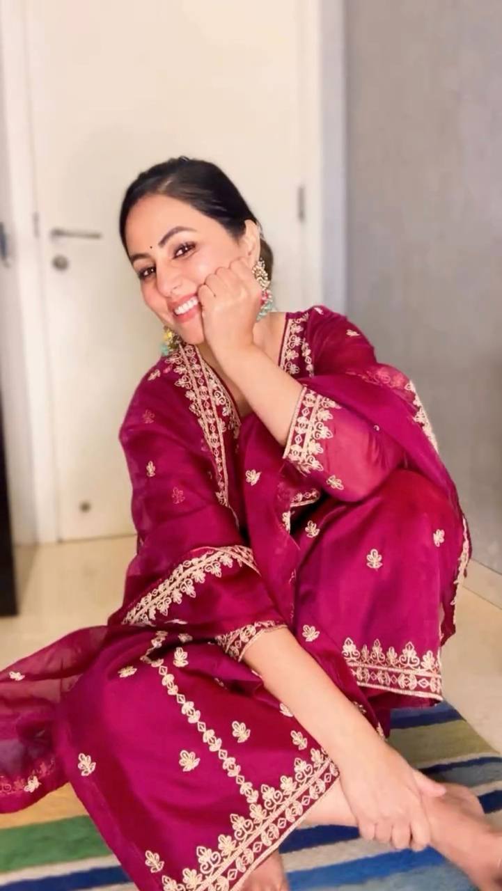 पार्टी वेयर लुक: डिजाइनर टॉप और बॉटम दुपट्टे के साथ