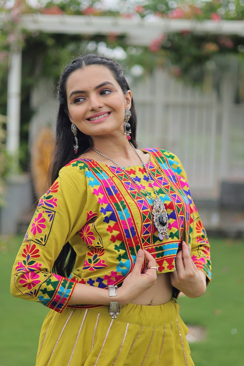 Navratri Special Lehenga Choli With Gamthi Embroidered Work