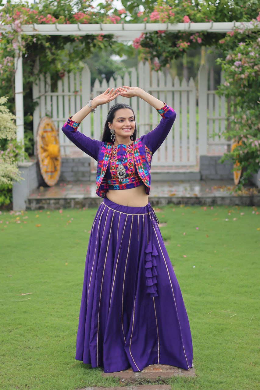 Navratri Special Lehenga Choli With Gamthi Embroidered Work