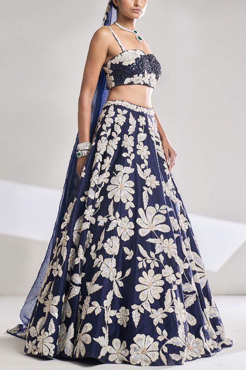 Beautiful Most Trending Party Wear Lehenga Choli With Thread Embroidery