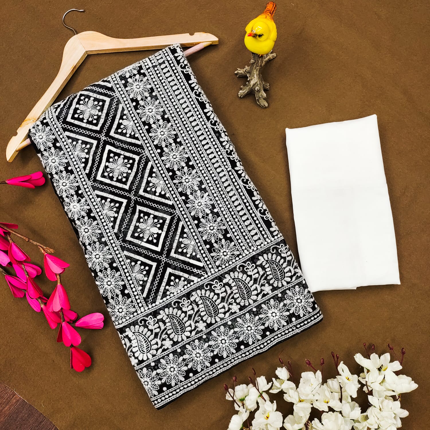 Designer Saree With Lakhnavi Thread Embroidery Work