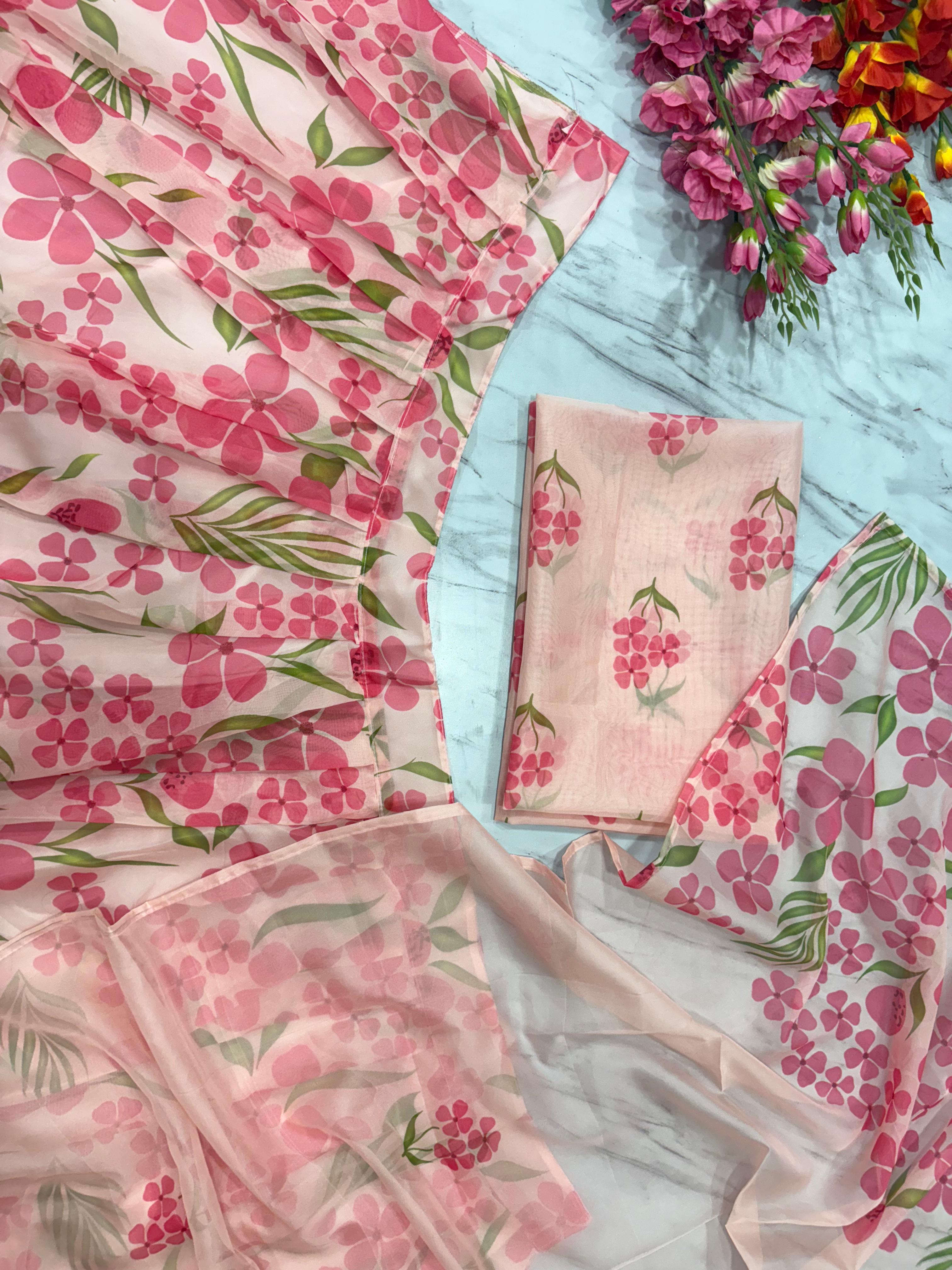 पार्टी के लिए खूबसूरत लेटेस्ट लहंगा चोली