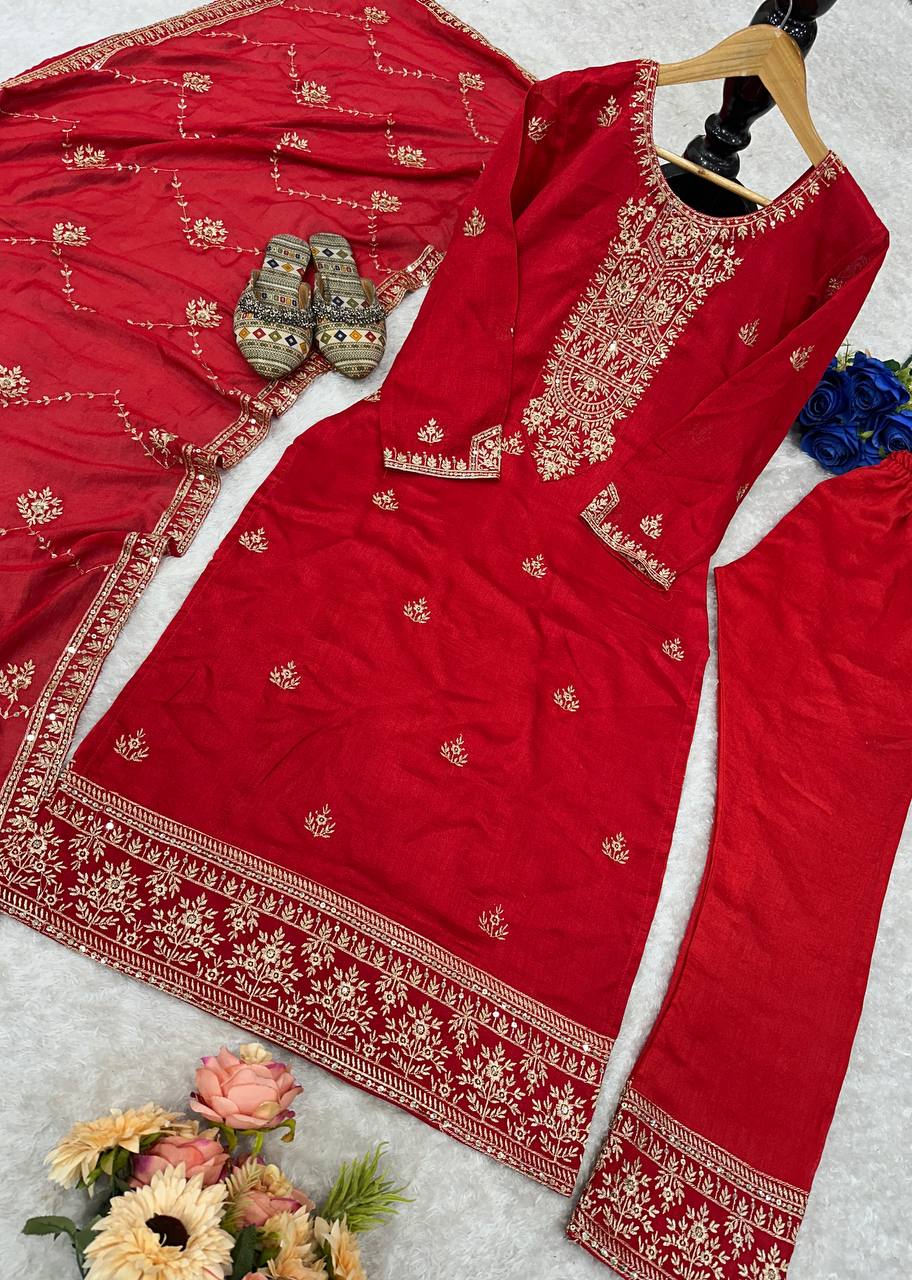 दुपट्टे के साथ खूबसूरत पार्टी वेयर टॉप और प्लाजो