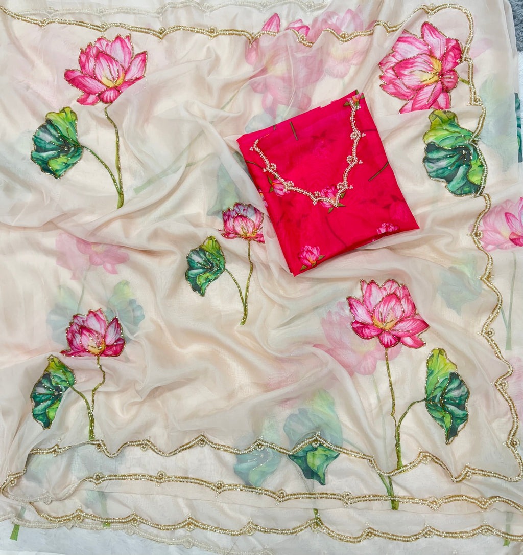 Party Wear Designer Saree With Beautiful Floral Print