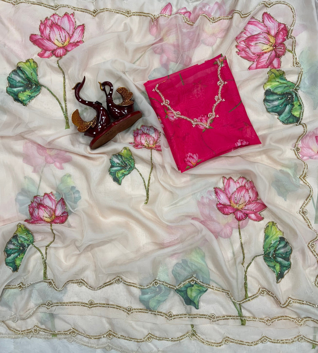 Party Wear Designer Saree With Beautiful Floral Print