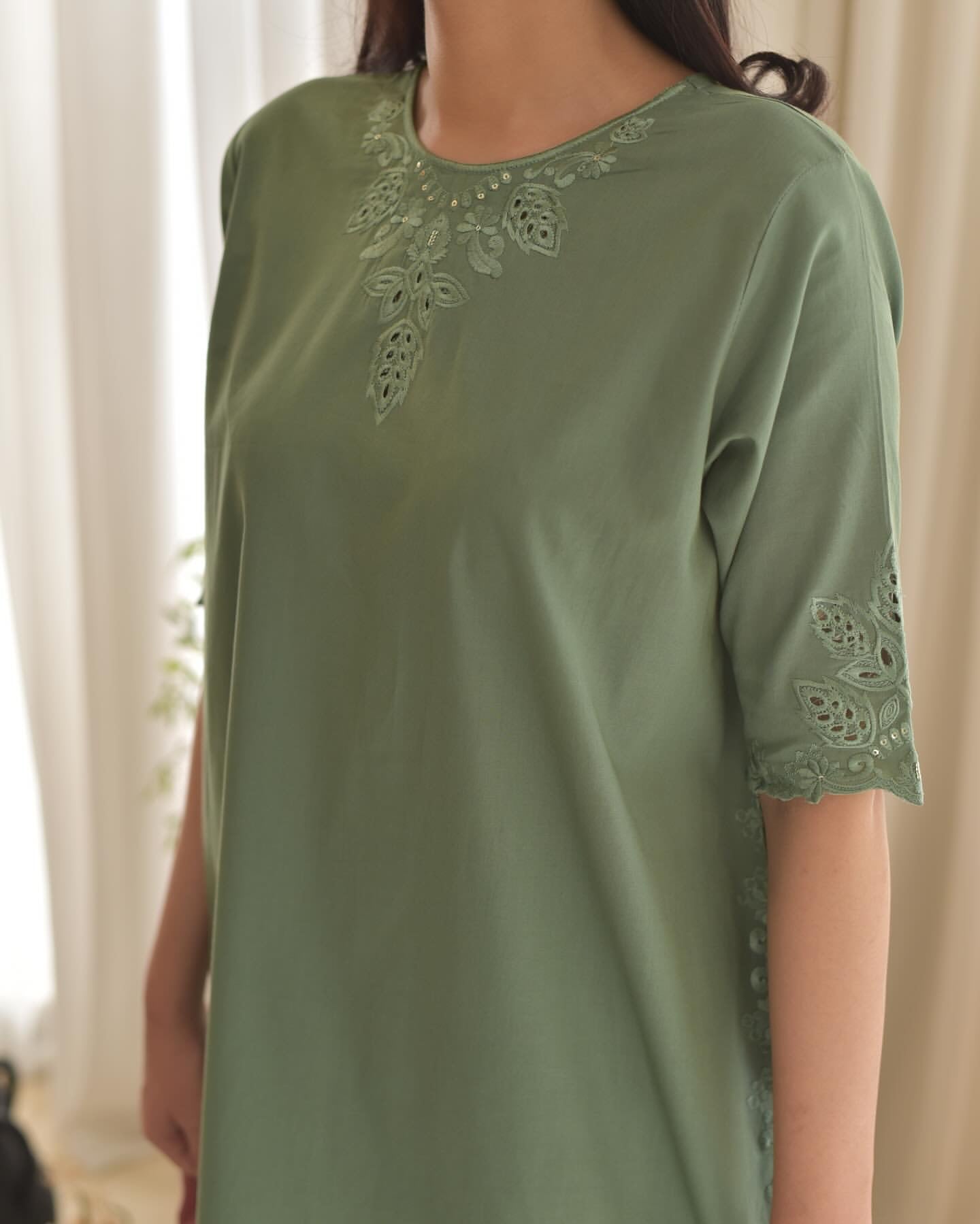 डिजाइनर पार्टी वेयर टॉप, बॉटम और दुपट्टा