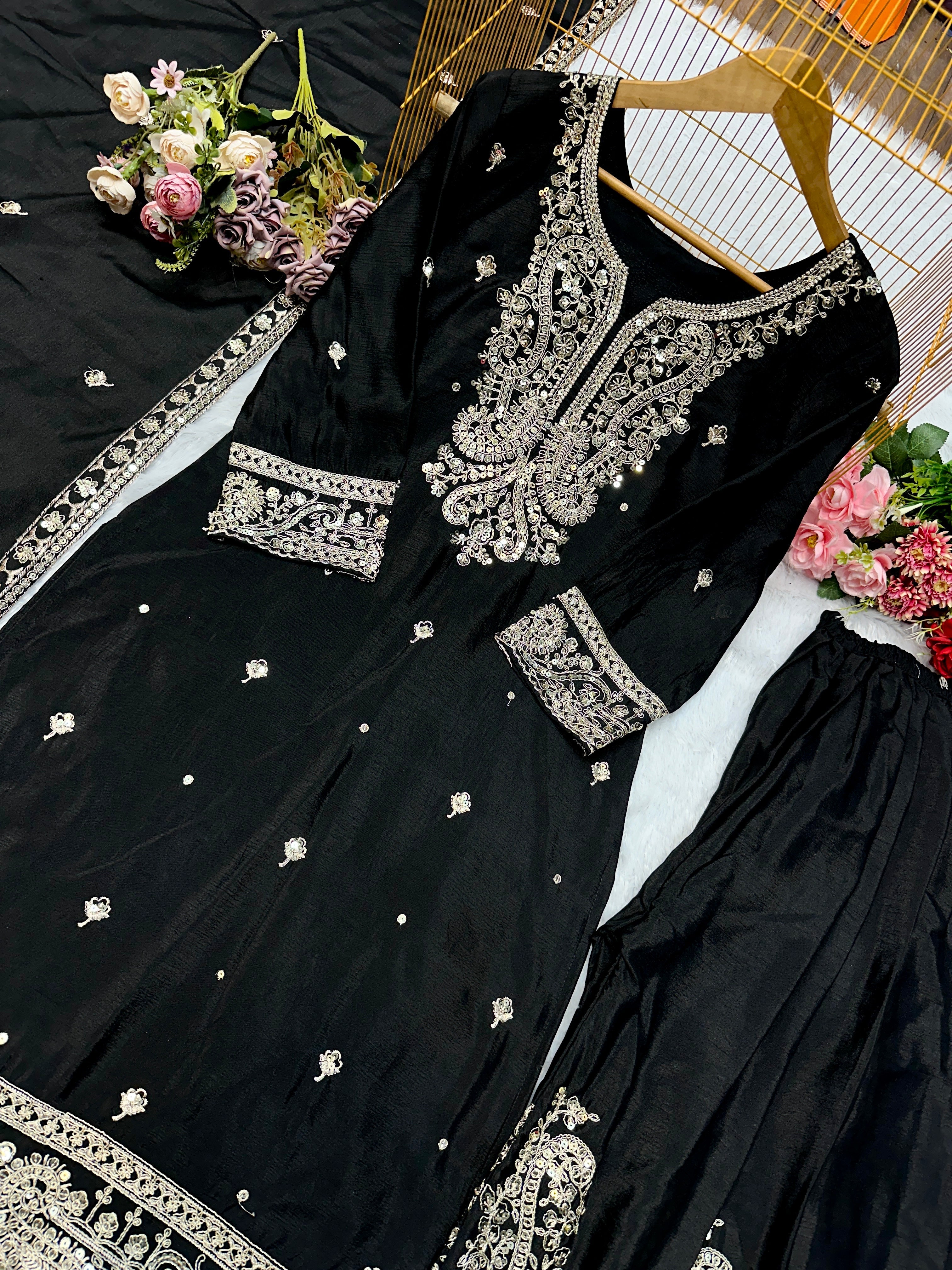 पार्टी वेयर टॉप, शरारा और दुपट्टा, कढ़ाई वर्क के साथ