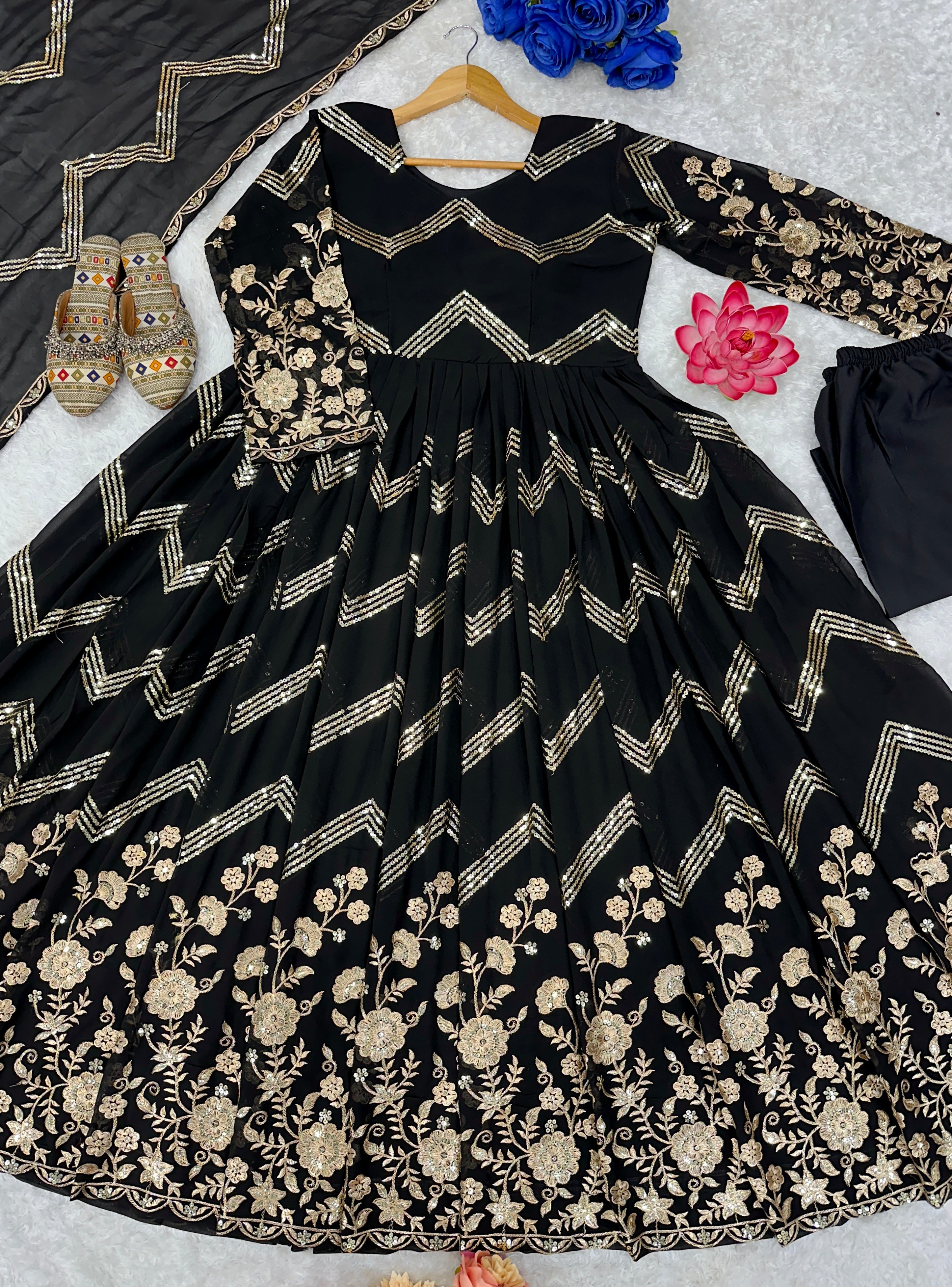 Beautiful Party Wear Look Anarkali Gown And Pent With Dupatta