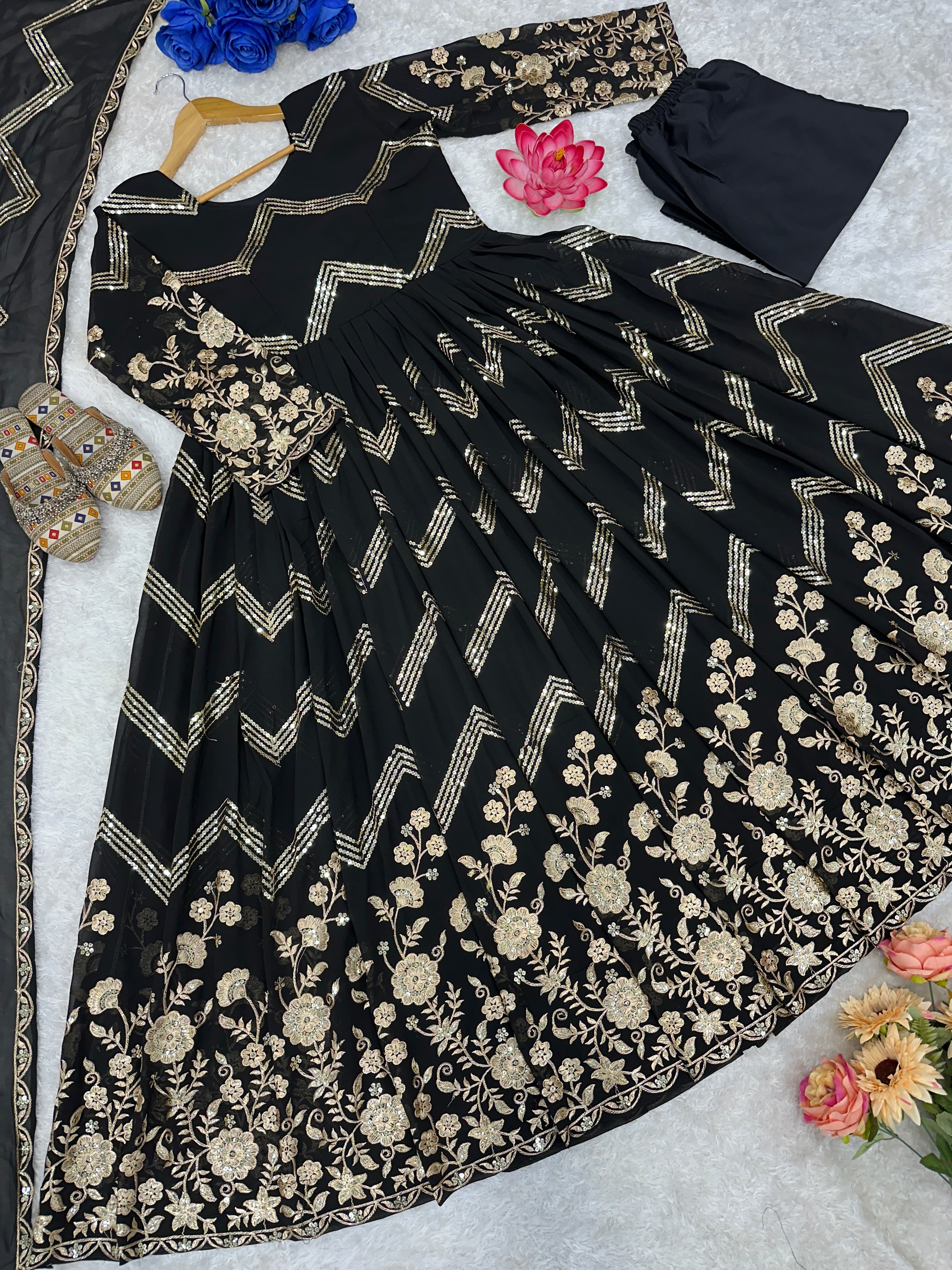 Beautiful Party Wear Look Anarkali Gown And Pent With Dupatta