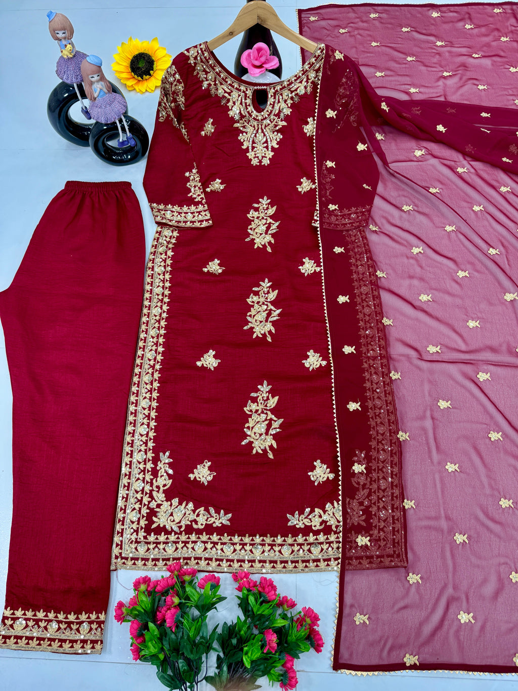 खूबसूरत पार्टी वेयर टॉप, प्लाजो और दुपट्टा