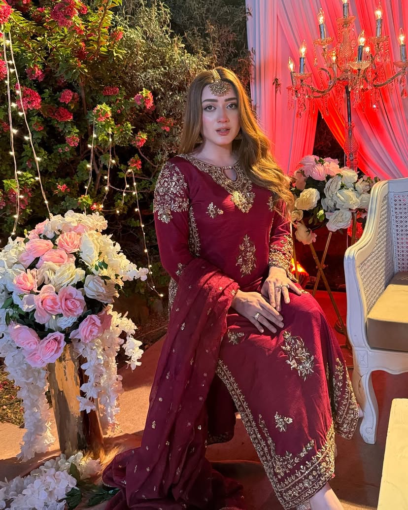 खूबसूरत पार्टी वेयर टॉप, प्लाजो और दुपट्टा