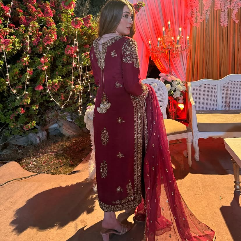 खूबसूरत पार्टी वेयर टॉप, प्लाजो और दुपट्टा