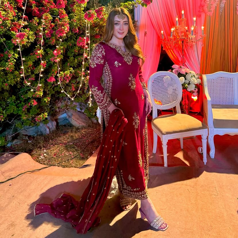 खूबसूरत पार्टी वेयर टॉप, प्लाजो और दुपट्टा