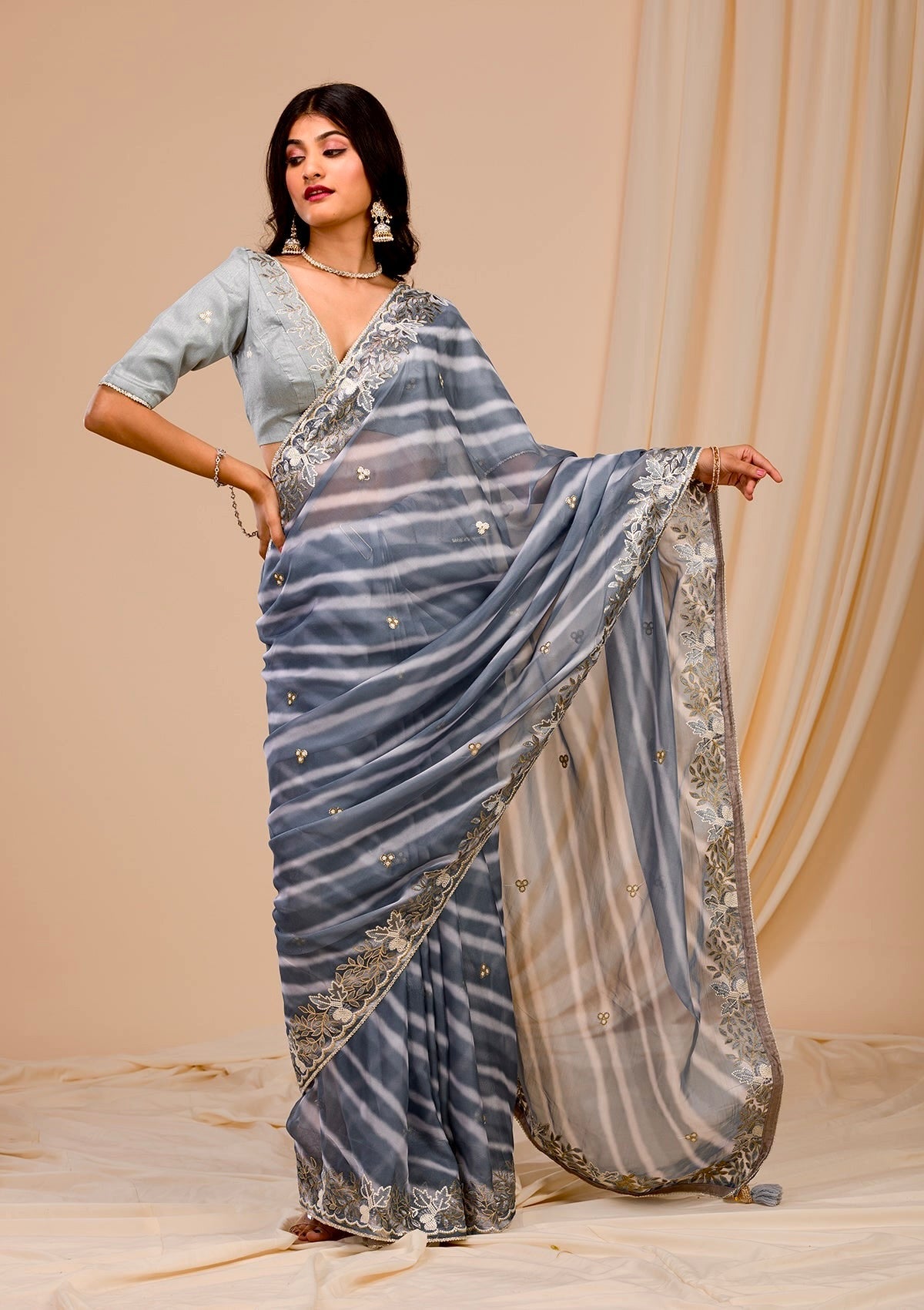 Designer Saree With Digital Prints & Embroidery Work