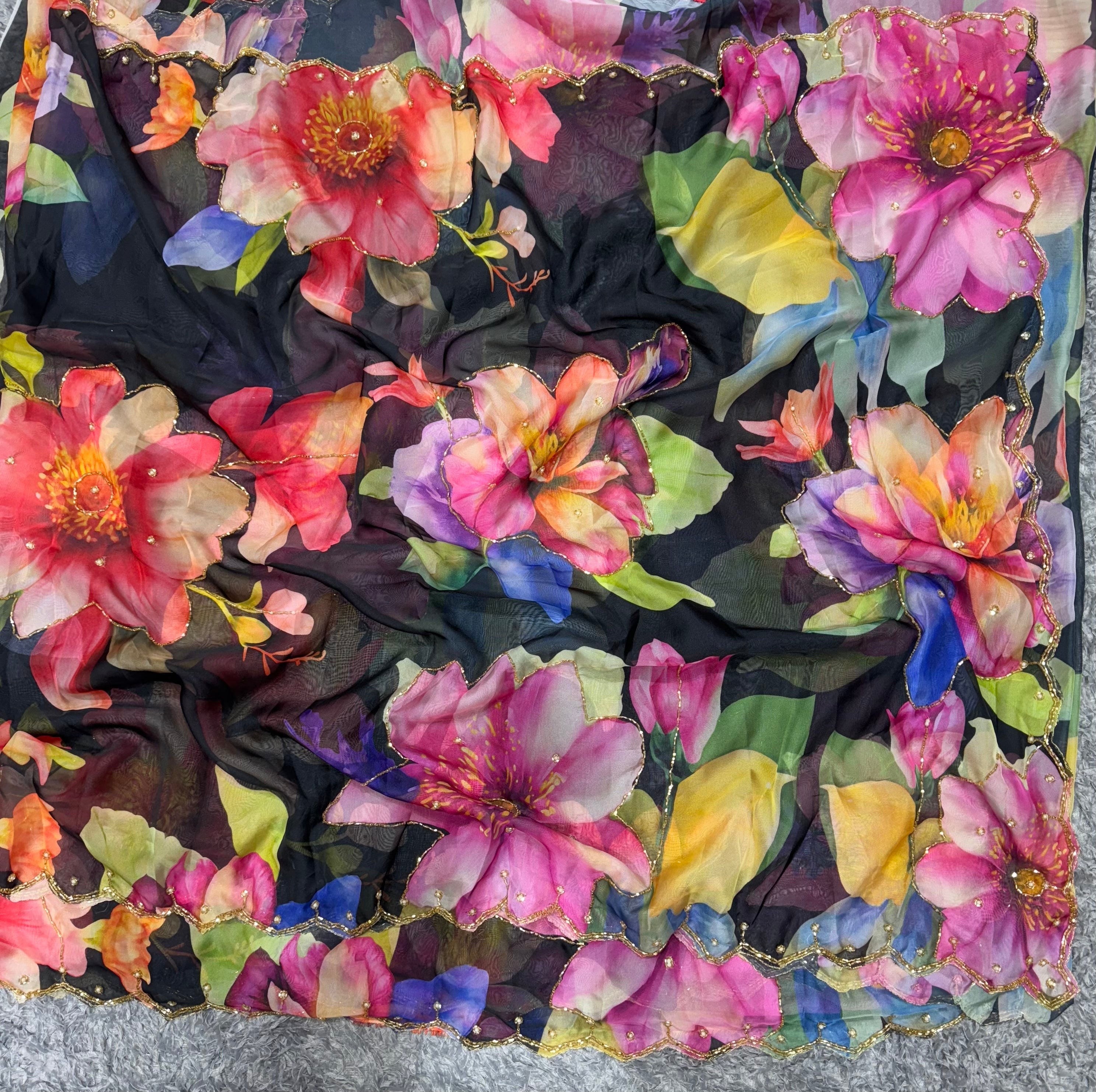 Beautiful  Saree With Floral Print And Katdana Handwork