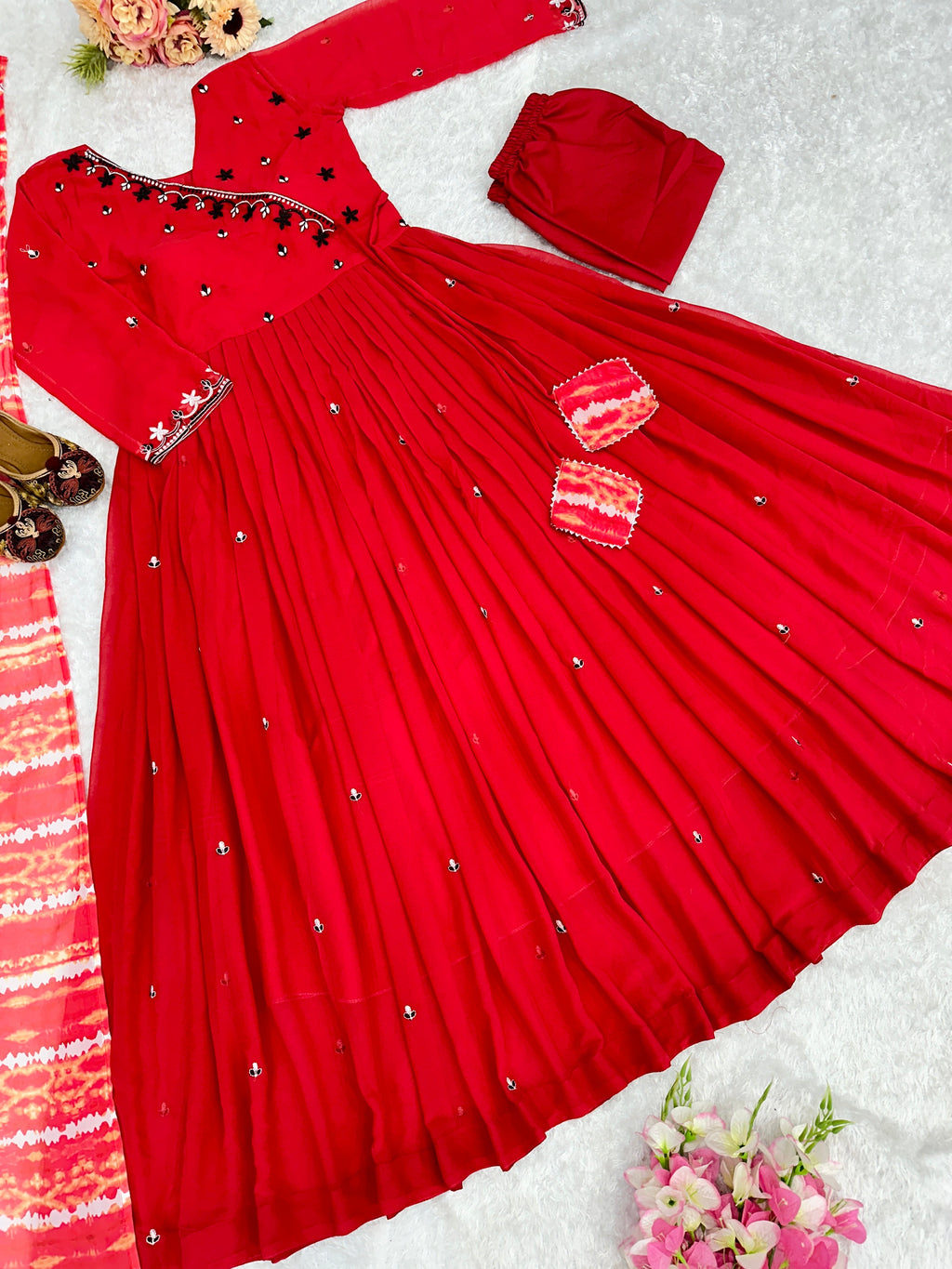 Beautiful Party Wear Fancy Anarkali Gown And Pent With Dupatta