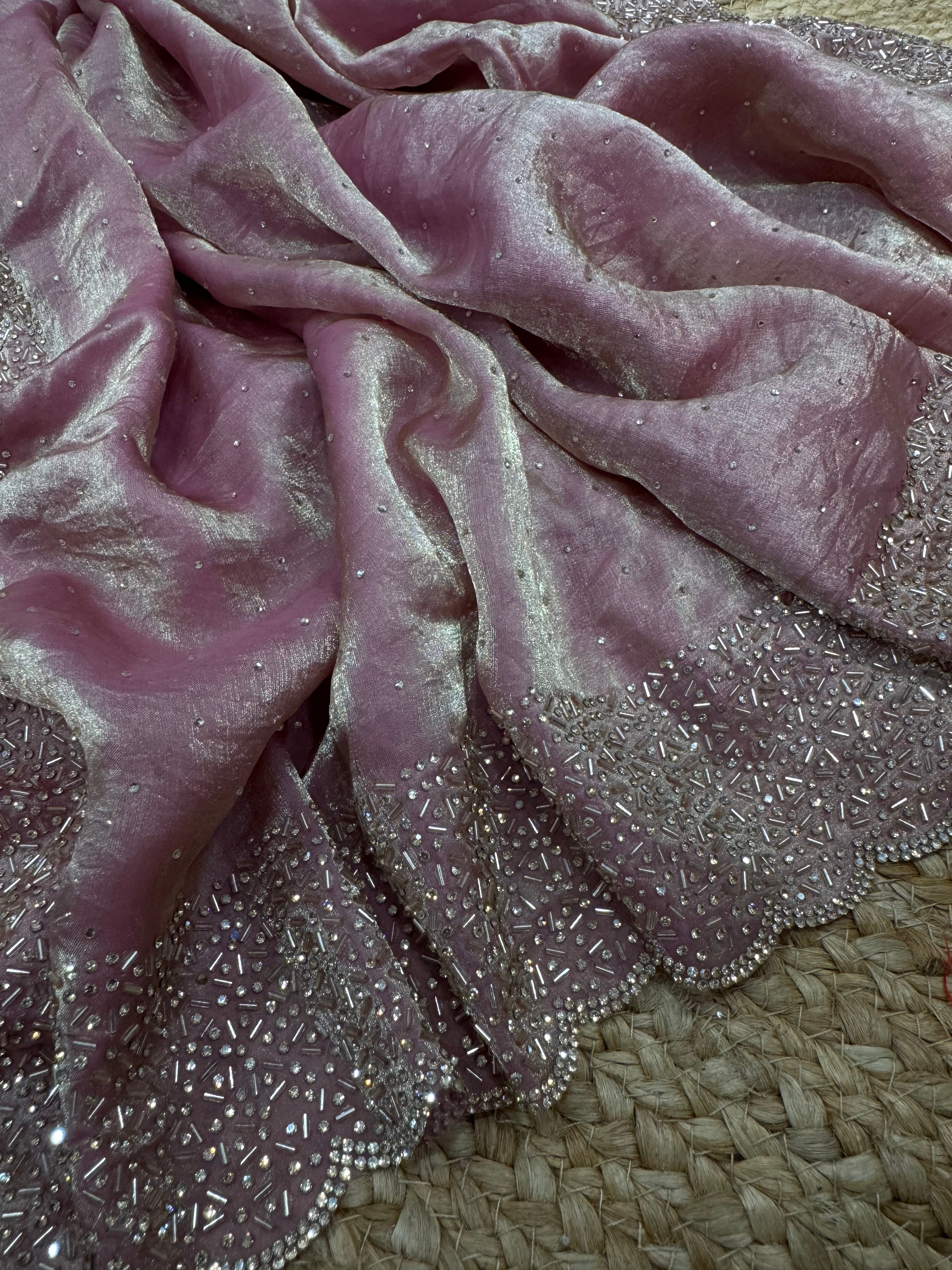 झरखन डायमंड वर्क वाली डिज़ाइनर पार्टी वेयर साड़ी