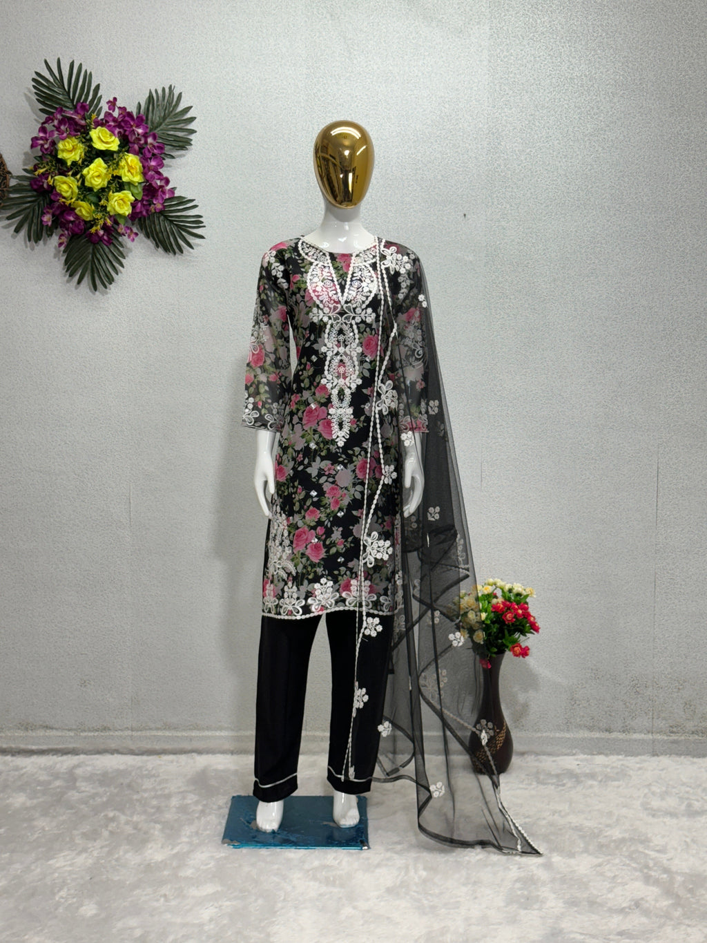 डिजाइनर पार्टी वेयर टॉप, प्लाजो और दुपट्टा