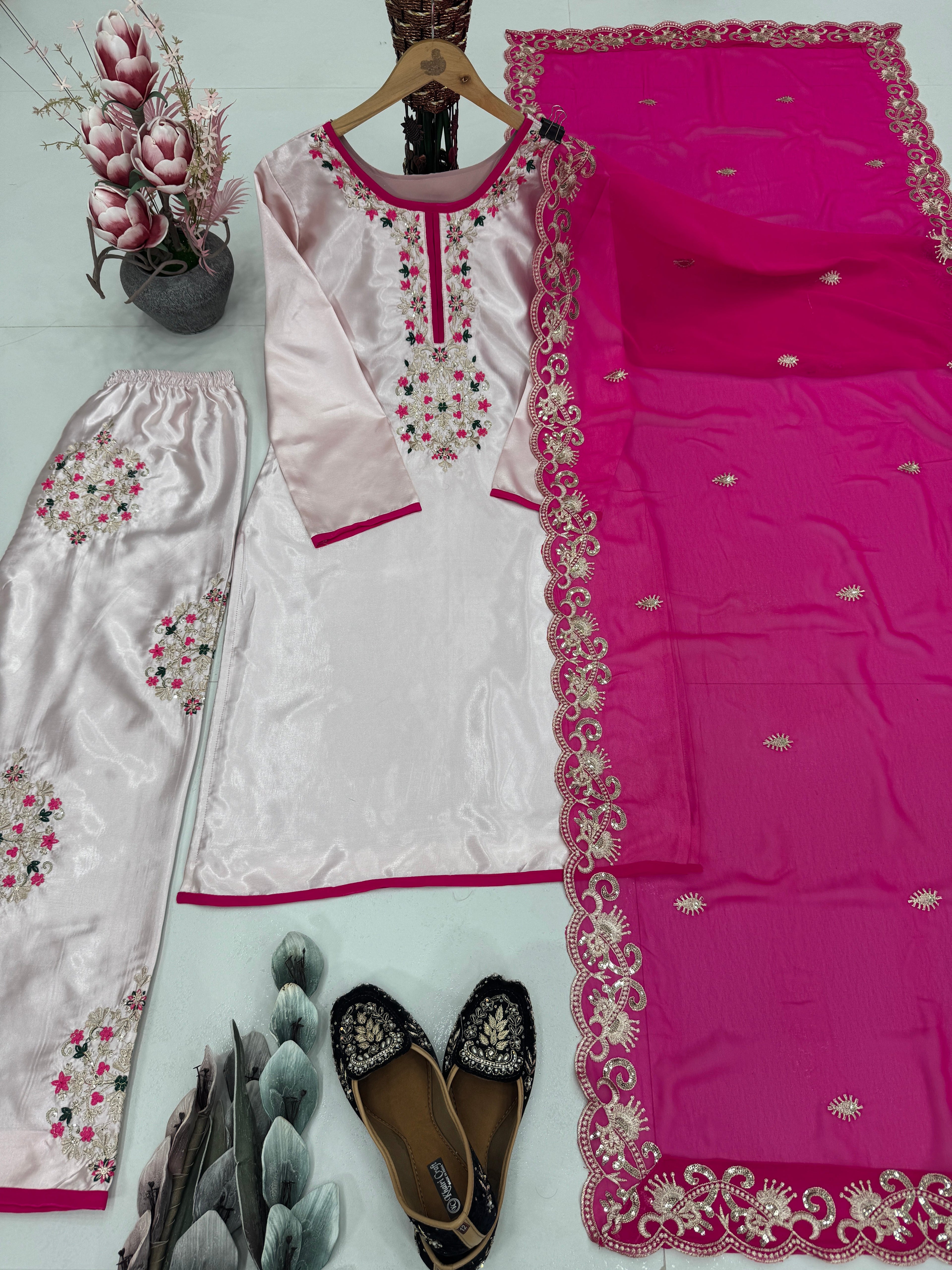 पार्टी वेयर टॉप, प्लाज़ो और दुपट्टा, सीक्वेंस वर्क के साथ