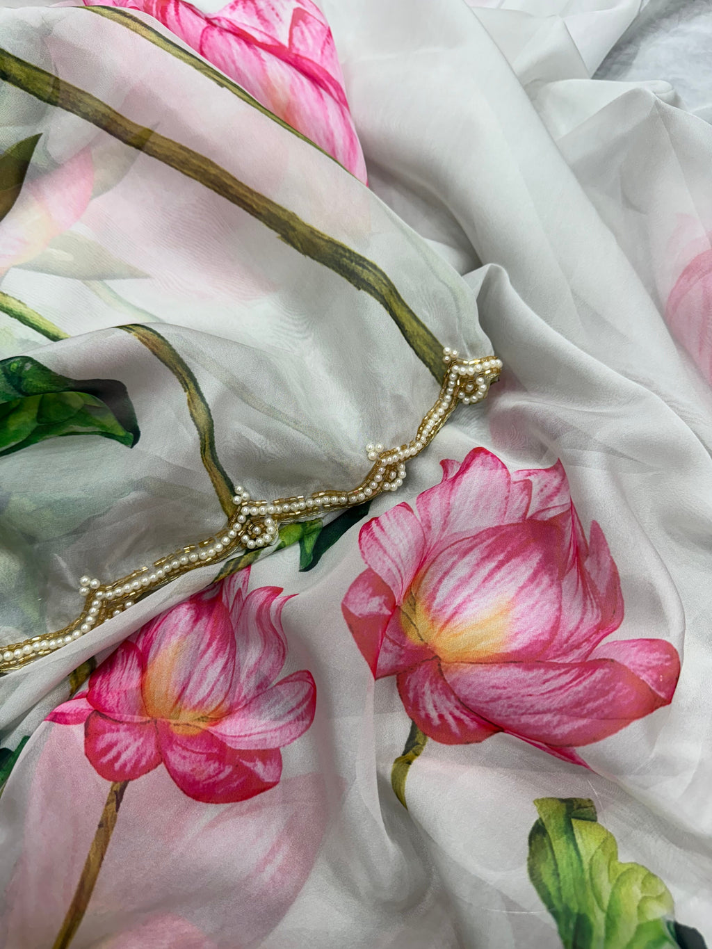 Party Wear Designer Saree With Beautiful Floral Print