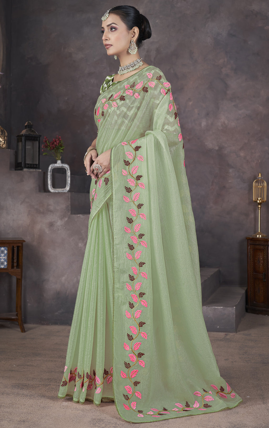 Designer Saree With Beautiful Thread Embroidery work