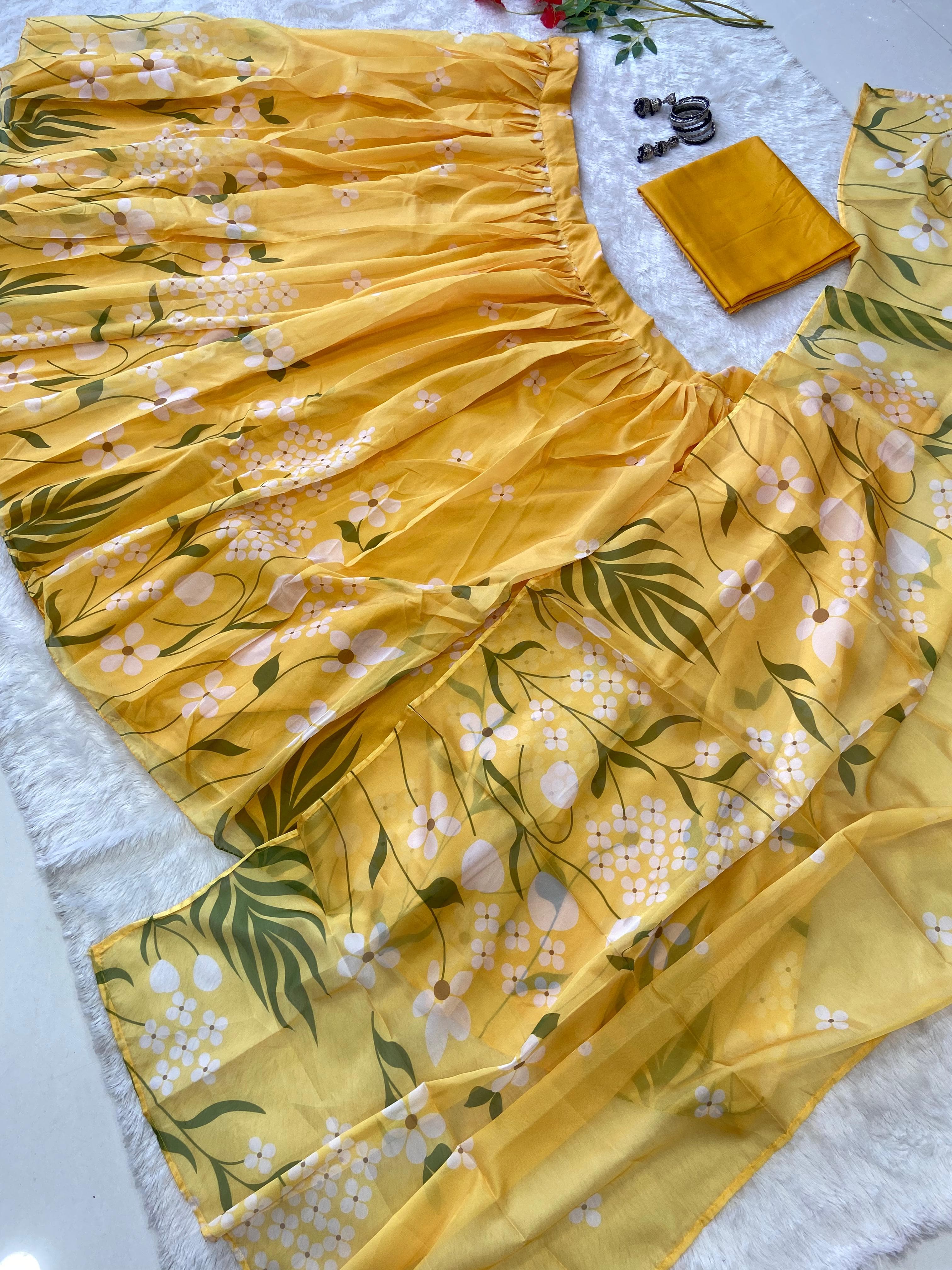 Beautiful Party Wear Lehenga Choli With Floral Print