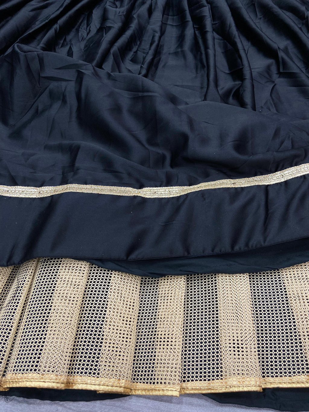 Beautiful Most Trending Navratri Lehenga Choli With Real Mirror Work